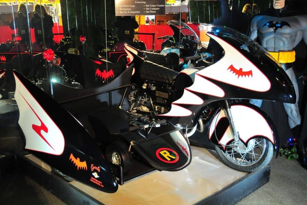Classic Batcycle with sidecar design