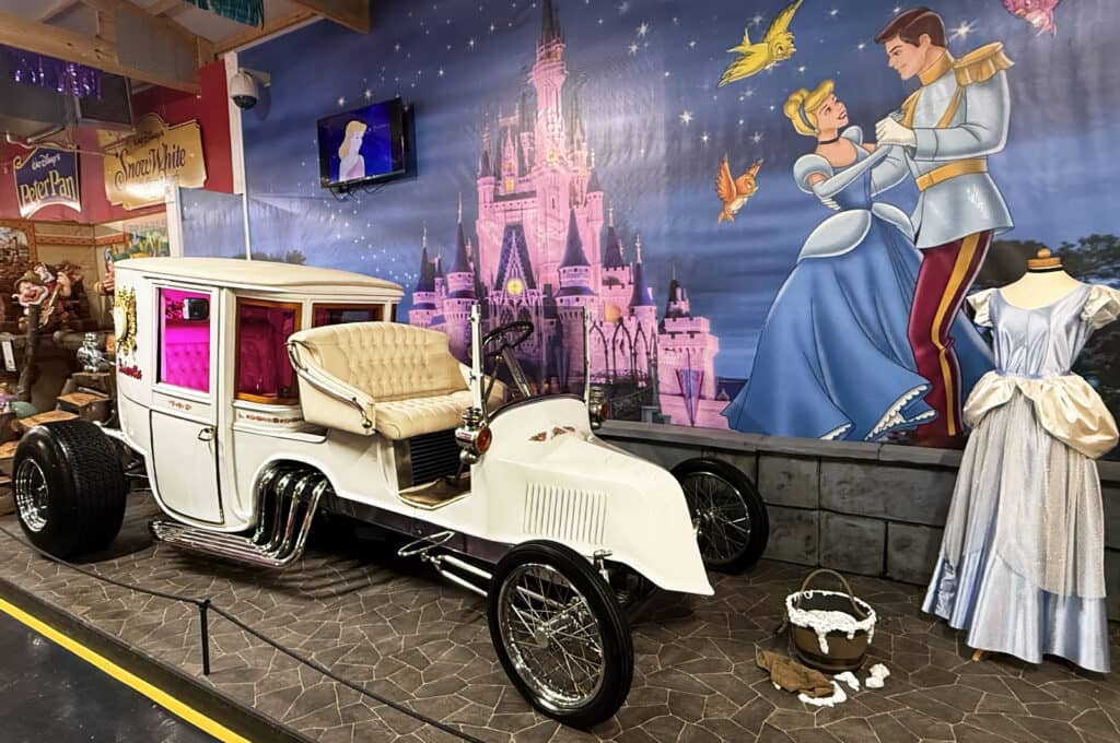 Cinderella coach at volo musuem