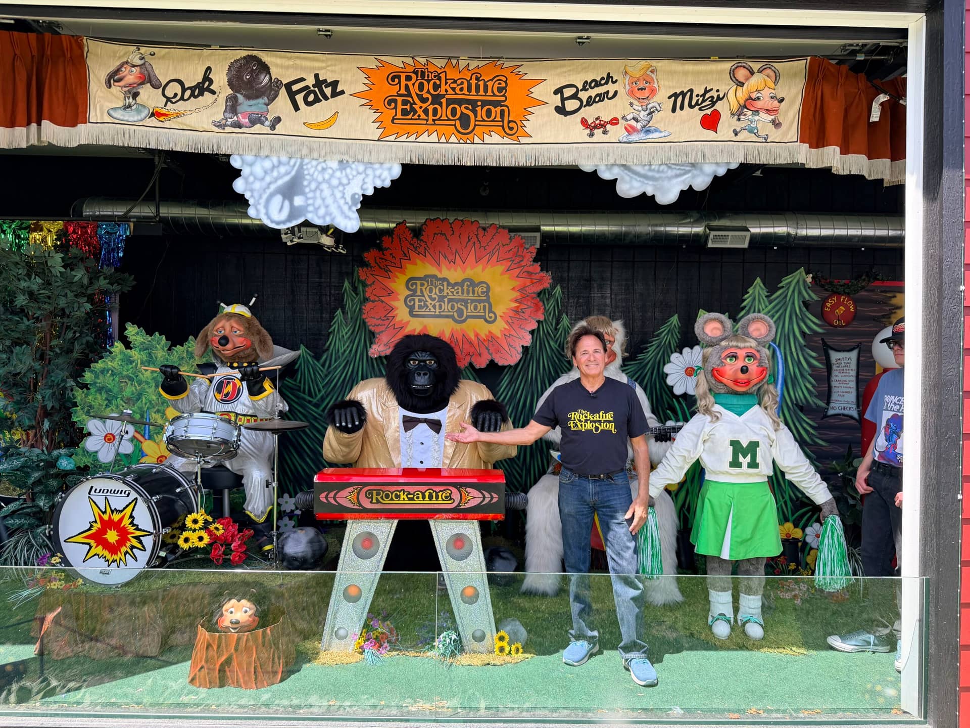 Rock-afire Explosion at volo museum with creator Aaron Fechter